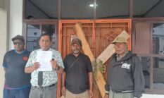 Pemilik Hak Ulayat Palang Kantor BPN Jayawijaya, Tuntut Sertifikat Tanah Adat